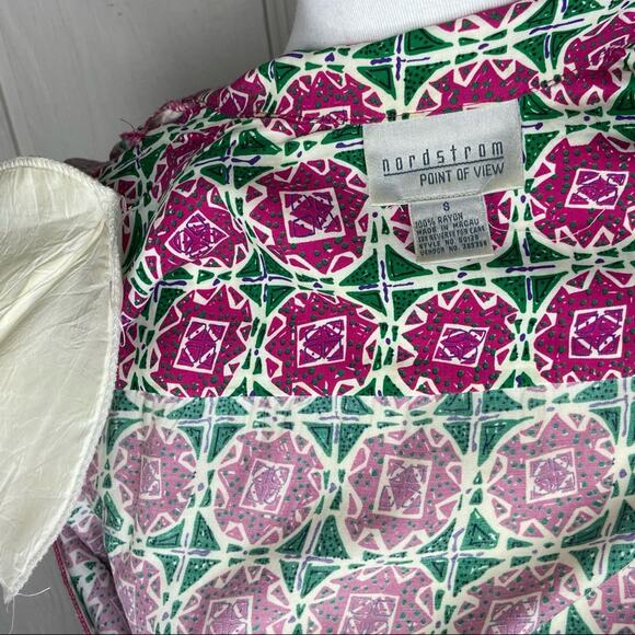 Vintage Pink and Green Bold Print Nordstrom Point of View Button Top (S) - Picture 4 of 4